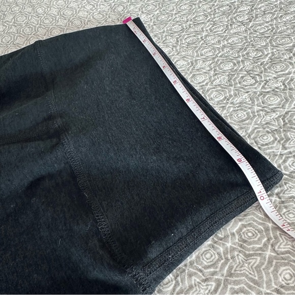 Beyond Yoga Spacedye High Waisted Biker Shorts Darkest Night Size S - Picture 8 of 11